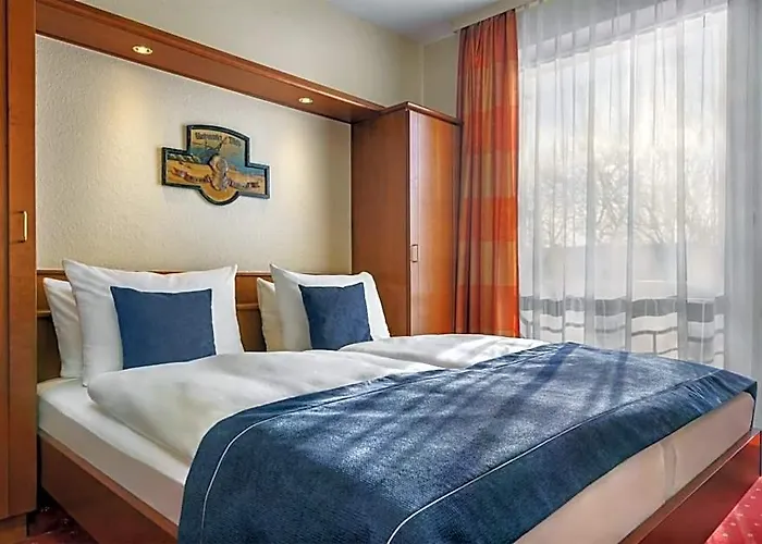 Hagemann Hafen Hotel 3*